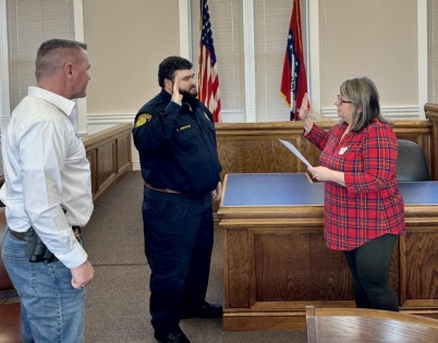 Armstrong sworn in as new Desha County Deputy Sheriff | The Dumas Clarion