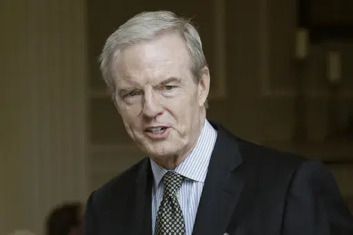 Former Arkansas Gov. Jim Guy Tucker attends Political Animals Club meeting in Little Rock, Ark., March 21, 2014. (AP Photo/Danny Johnston, File)