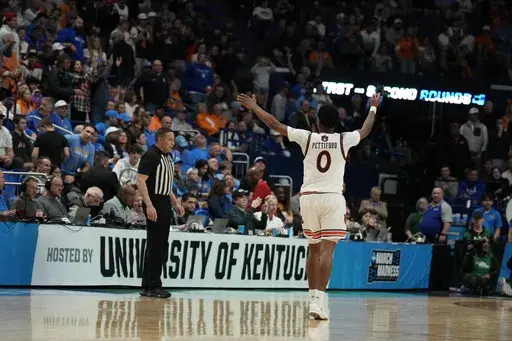 Auburn guard Tahaad Pettiford (0) during the second half in the second round of the NCAA college basketball tournament, Saturday, March 22, 2025, in Lexington, Ky. (AP Photo/Brynn Anderson)